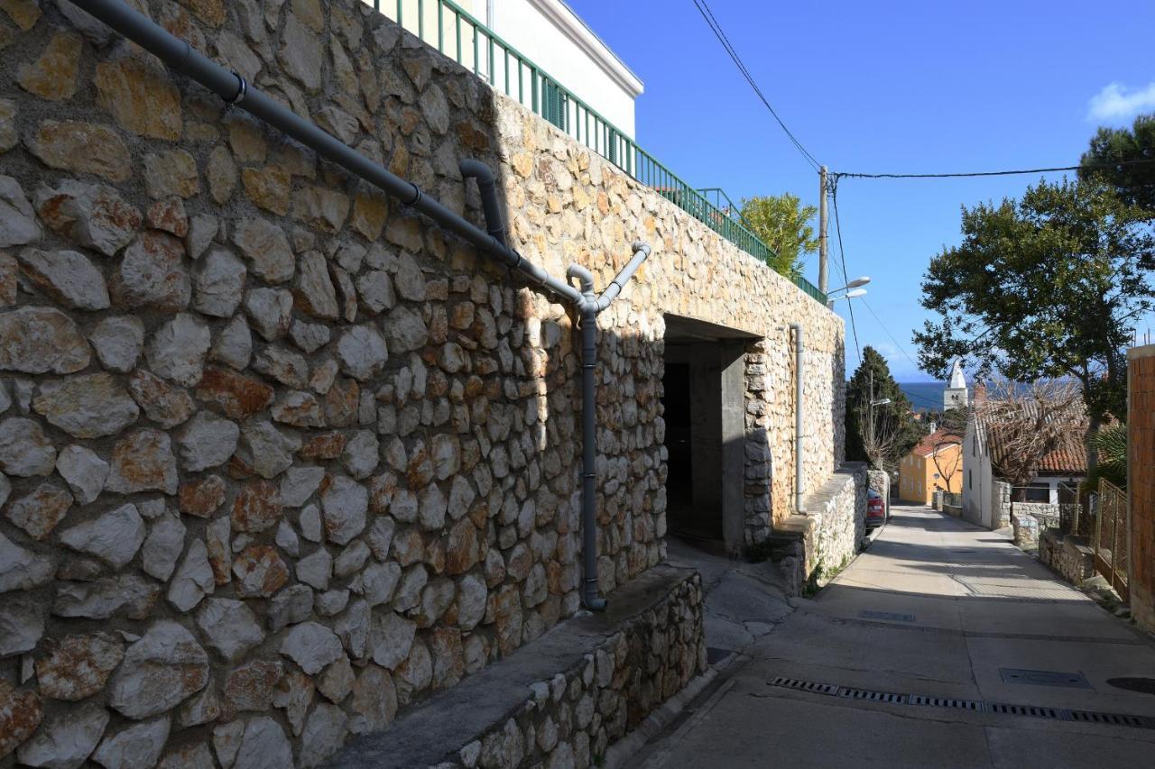 Apartment With Terrace And Sea View Mali Lošinj Eksteriør bilde